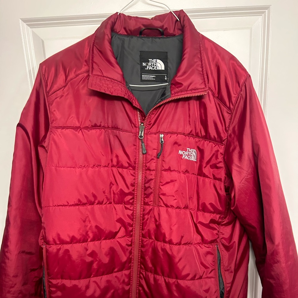 Maroon Northfave Jacket Size L